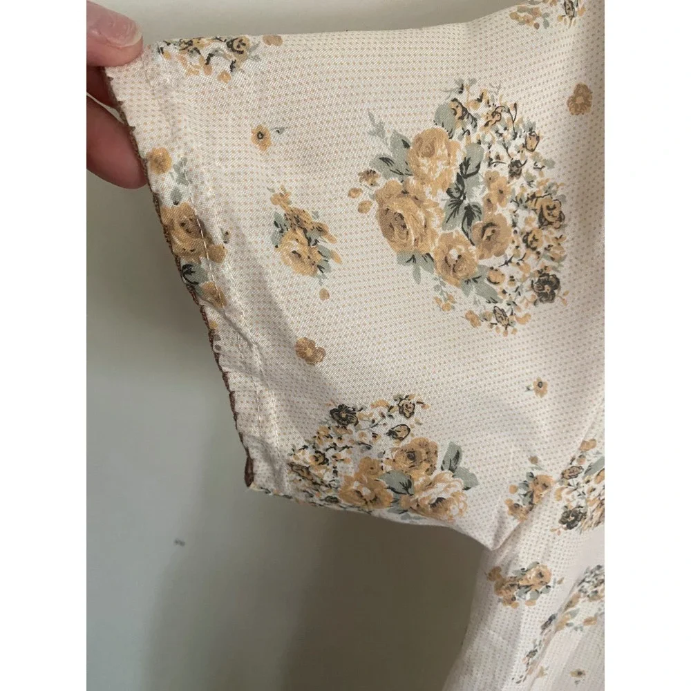 Nines Women Large Floral Button Front House Dress Cream Tan Lace‎ Trim PJ6009